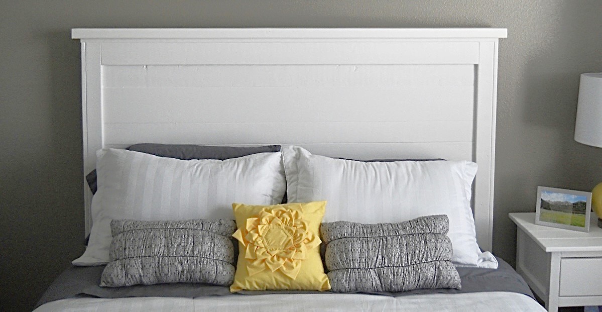 White headboard deals queen wood